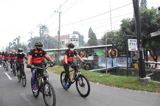 Melalui Gowes, Danrem 082/CPYJ Pantau Kondisi Wilayah